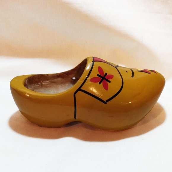 Vintage Dutch Decorative Hand Painted Wooden Clogs - Picture 8 of 16